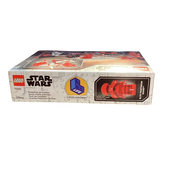 LEGO Star Wars: The Last Jedi Elite Praetorian Guard Battle Pack 75225 Building - Picture 6 of 10